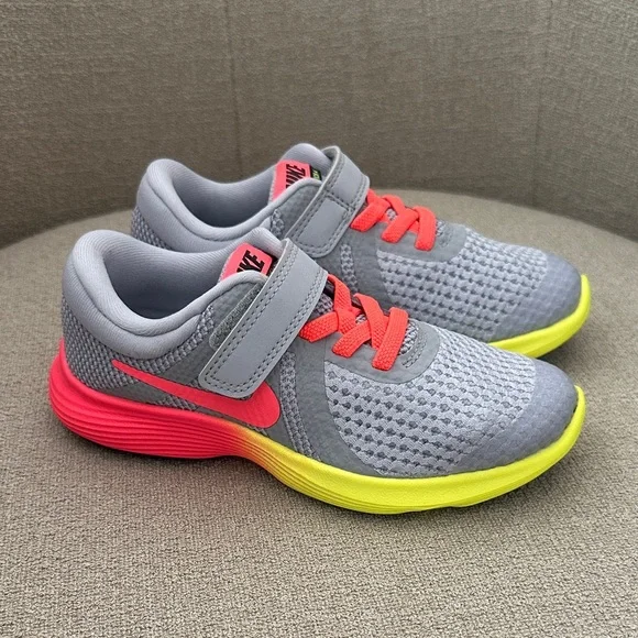 Nike Kids Gray and Neon Pink Sneakers size 11C - Picture 3 of 6